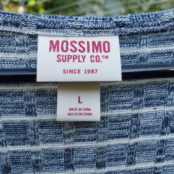 Massimo Supply Co., L, Lt. Blue w/ white stripes. - Picture 7 of 8
